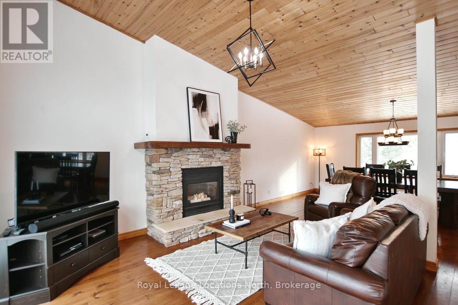 111 Martin Grove, Blue Mountains, Ontario  L9Y 0N5 - Photo 19 - X12726936