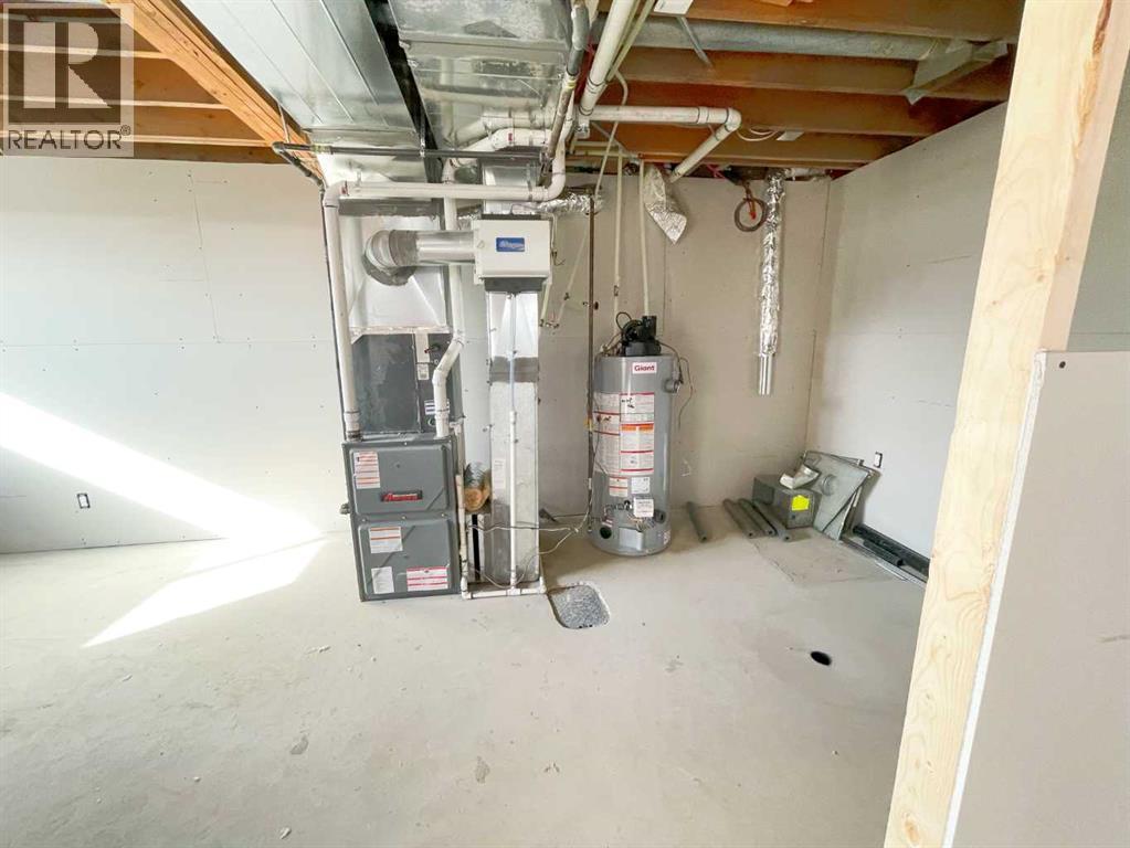 404 Whitney Street, Carmangay, Alberta  T0L 0N0 - Photo 25 - A2278317