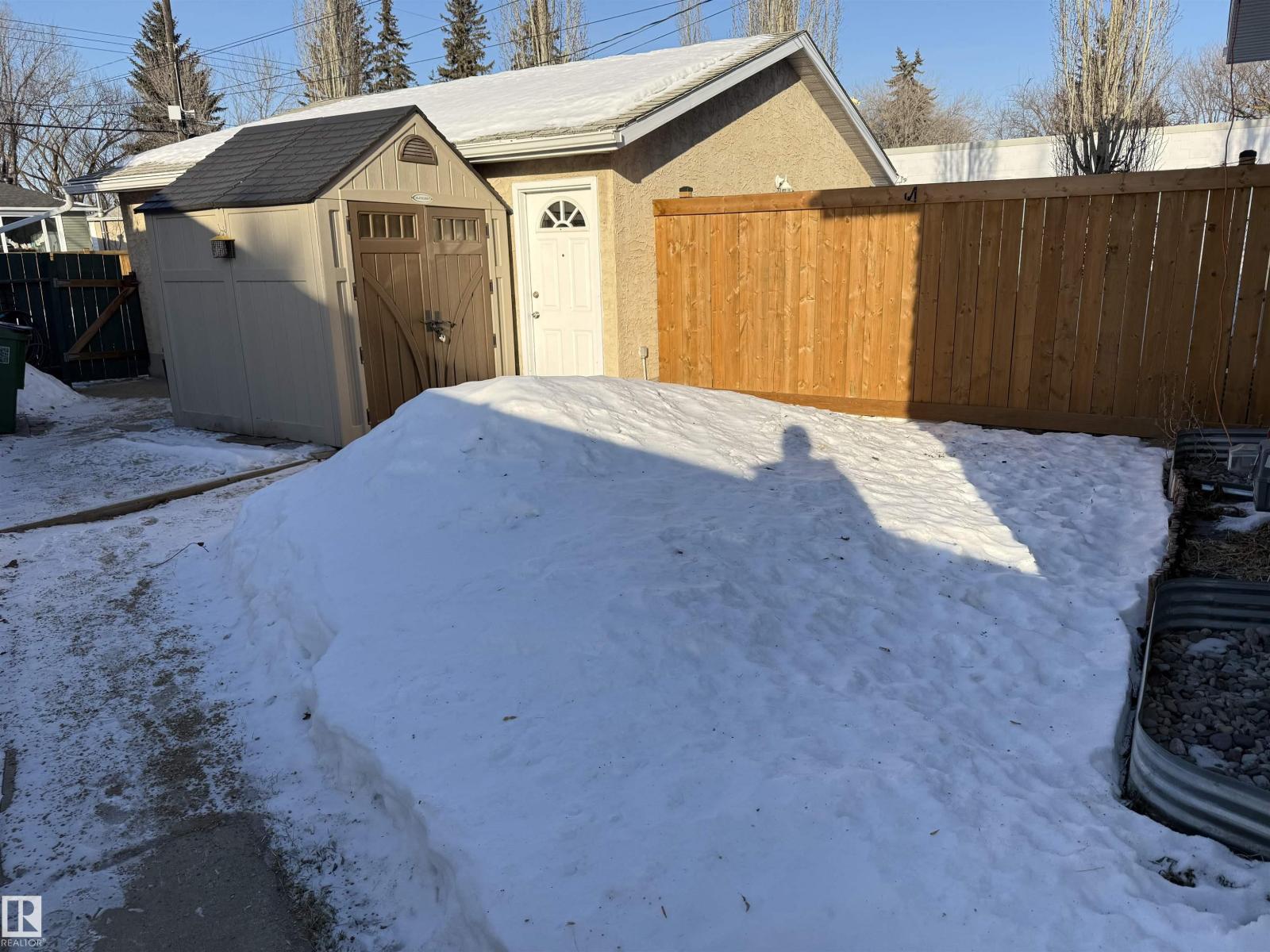 8604/ 8606 66 Av Nw, Edmonton, Alberta  T6E 0L3 - Photo 23 - E4470974