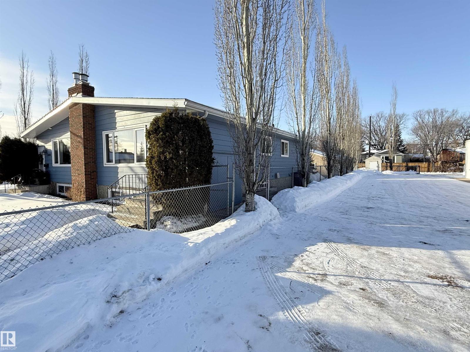 8604/ 8606 66 Av Nw, Edmonton, Alberta  T6E 0L3 - Photo 26 - E4470974