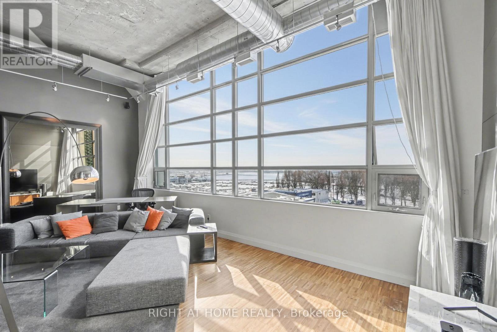 507 - 637 Lakeshore Road W, Toronto, Ontario  M5V 3J6 - Photo 22 - C12726894