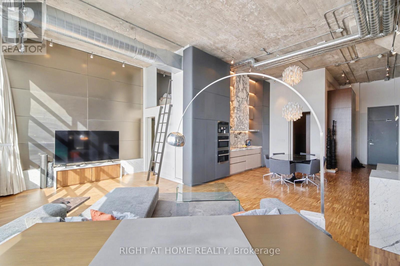 507 - 637 Lakeshore Road W, Toronto, Ontario  M5V 3J6 - Photo 24 - C12726894