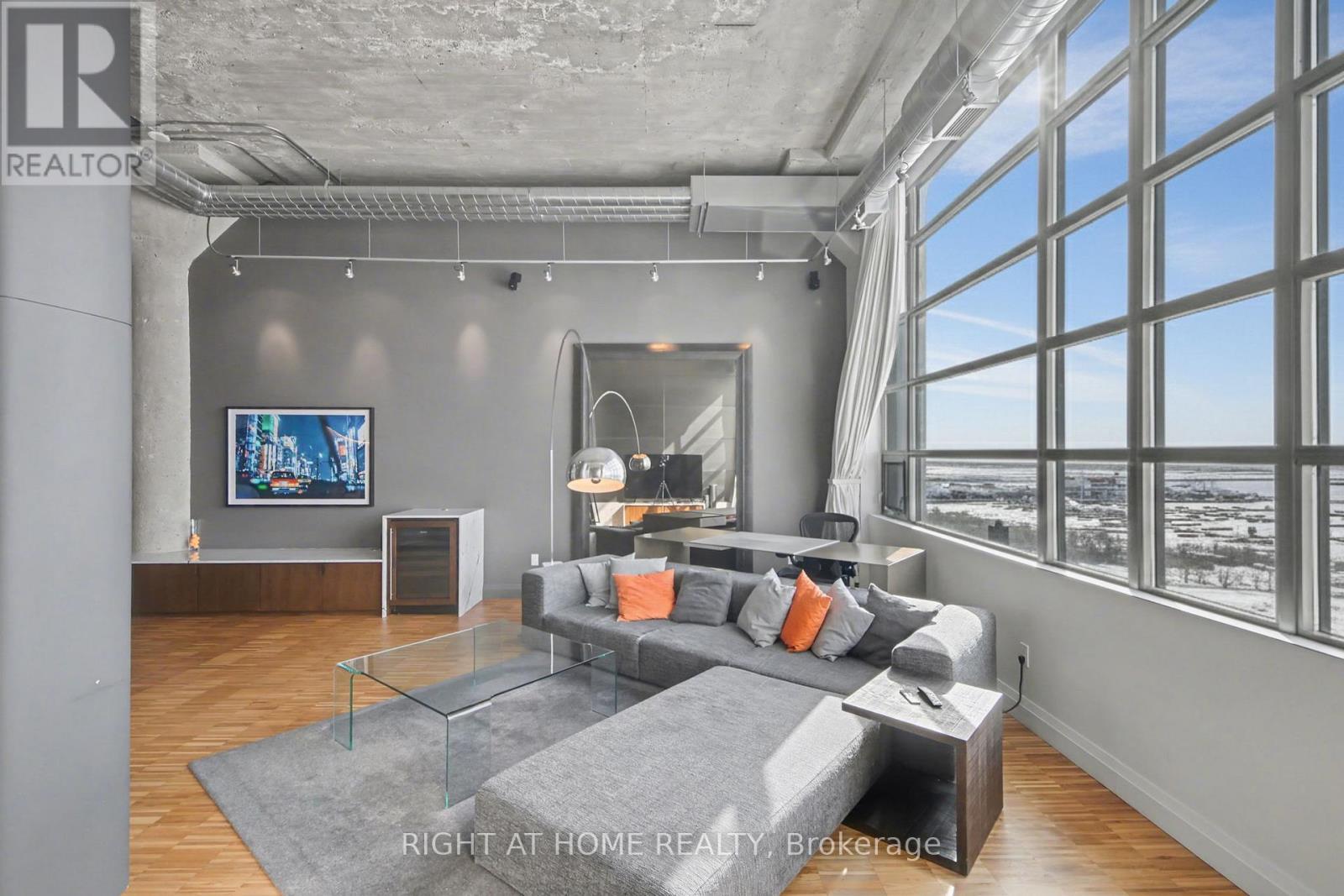 507 - 637 Lakeshore Road W, Toronto, Ontario  M5V 3J6 - Photo 25 - C12726894