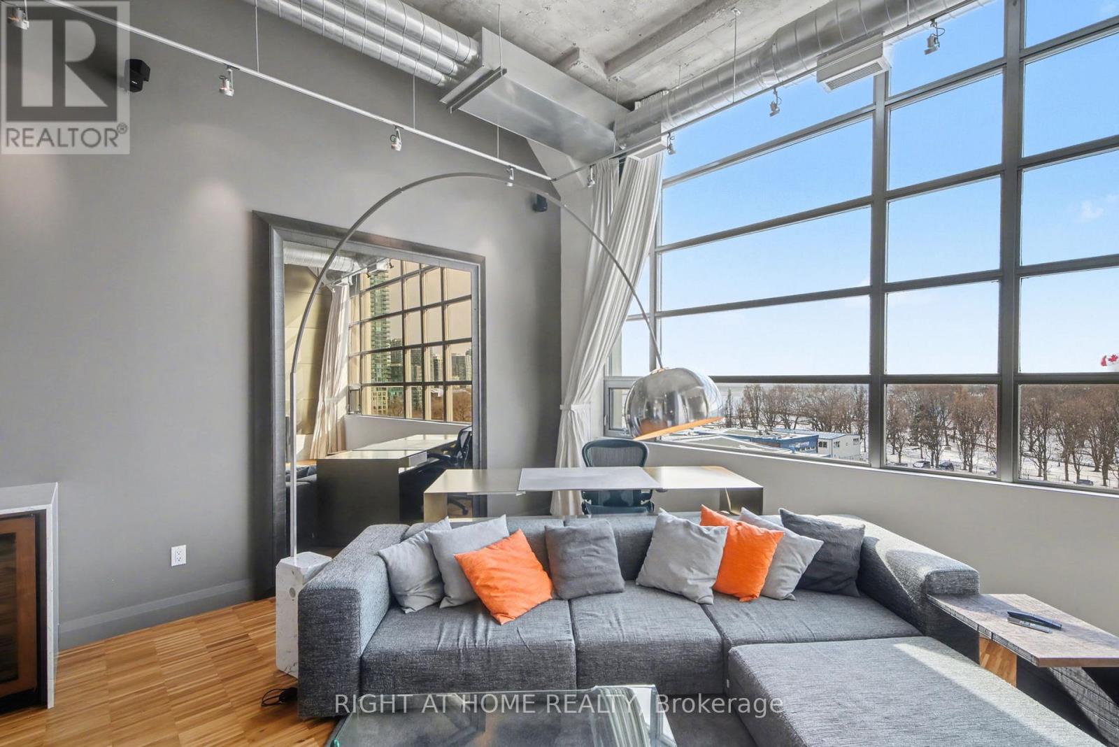 507 - 637 Lakeshore Road W, Toronto, Ontario  M5V 3J6 - Photo 26 - C12726894