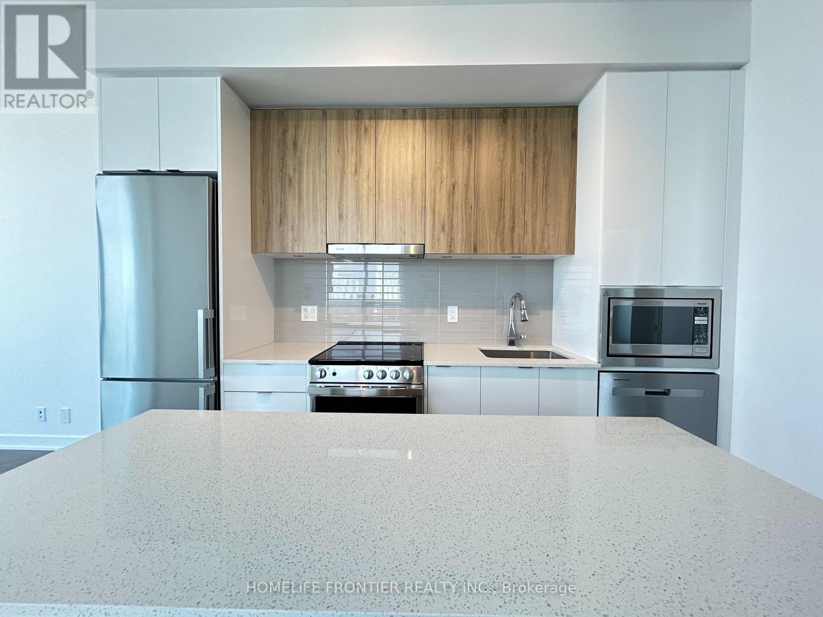 B-729 - 50 Upper Mall Way, Vaughan, Ontario  L4J 0L8 - Photo 11 - N12726930