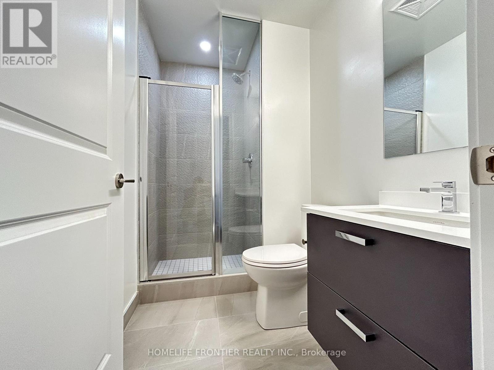 B-729 - 50 Upper Mall Way, Vaughan, Ontario  L4J 0L8 - Photo 21 - N12726930