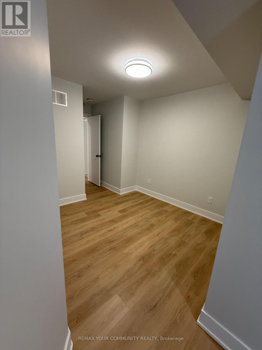 3 - 88 Spruce Street, Aurora, Ontario  L4G 1S1 - Photo 21 - N12726954