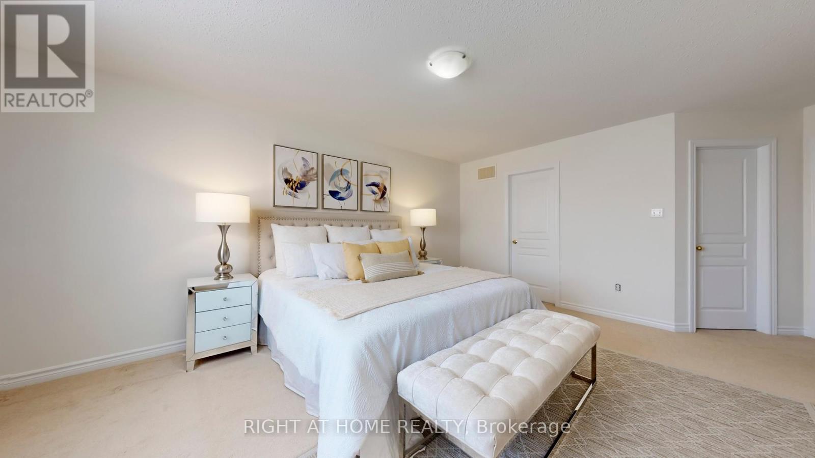 20 Charlemagne Avenue, Barrie, Ontario  L4M 0A7 - Photo 21 - S12726946