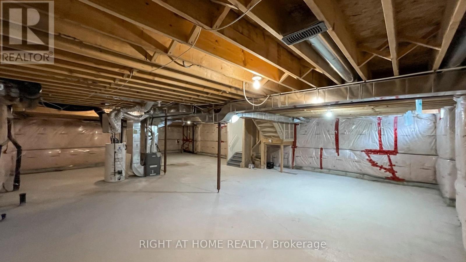 20 Charlemagne Avenue, Barrie, Ontario  L4M 0A7 - Photo 39 - S12726946