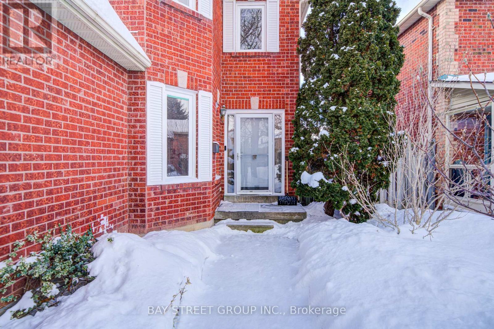 24 Militia Trail, Markham, Ontario  L3R 9H6 - Photo 2 - N12693624