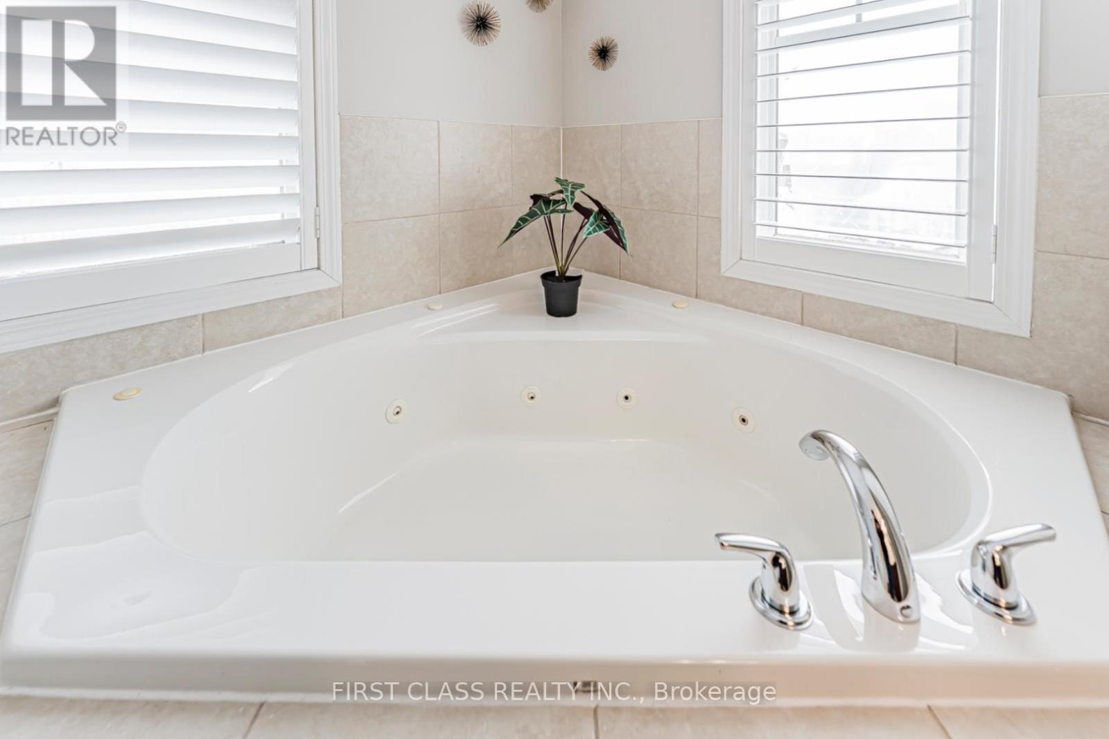 238 Whetham Heights, Milton, Ontario  L9T 0P2 - Photo 29 - W12726900