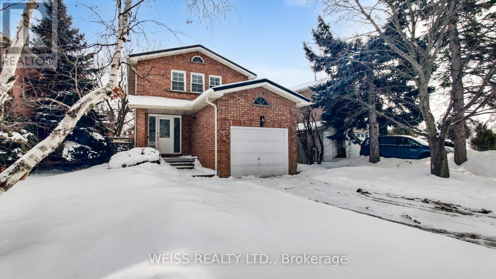 9 Tralee Street, Brampton, Ontario  L6Z 2X4 - Photo 2 - W12726940