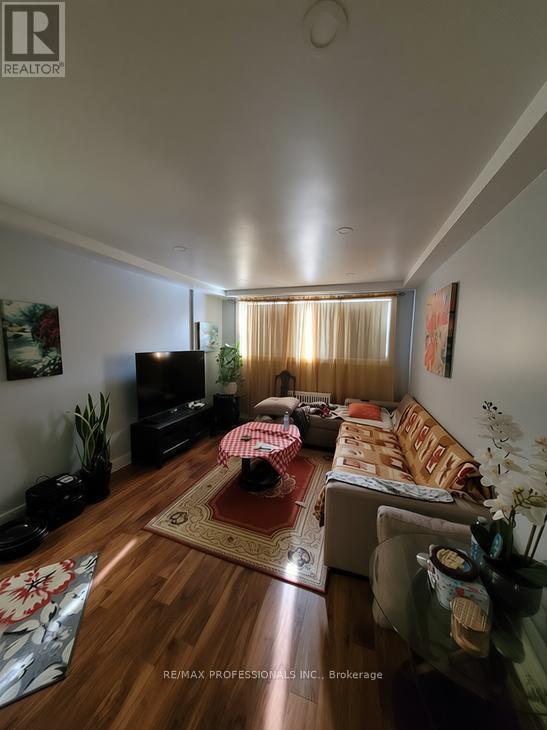 1 - 38 Symons Street, Toronto, Ontario  M8V 1T8 - Photo 2 - W12726944