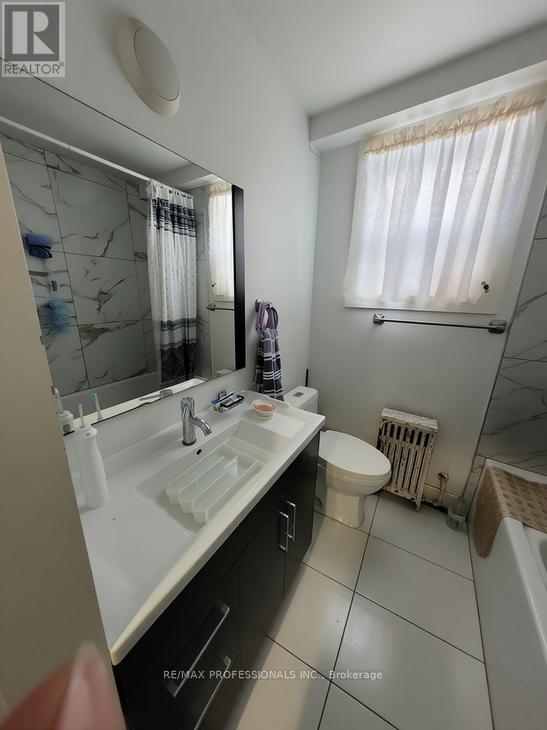 1 - 38 Symons Street, Toronto, Ontario  M8V 1T8 - Photo 4 - W12726944