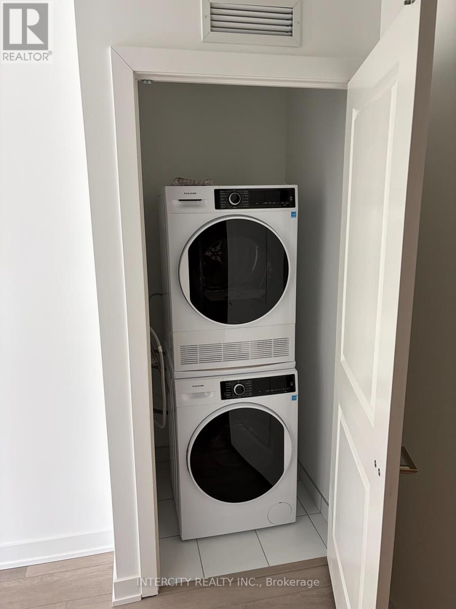 416 - 15 Skyridge Drive S, Brampton, Ontario  L6P 4S3 - Photo 15 - W12726950