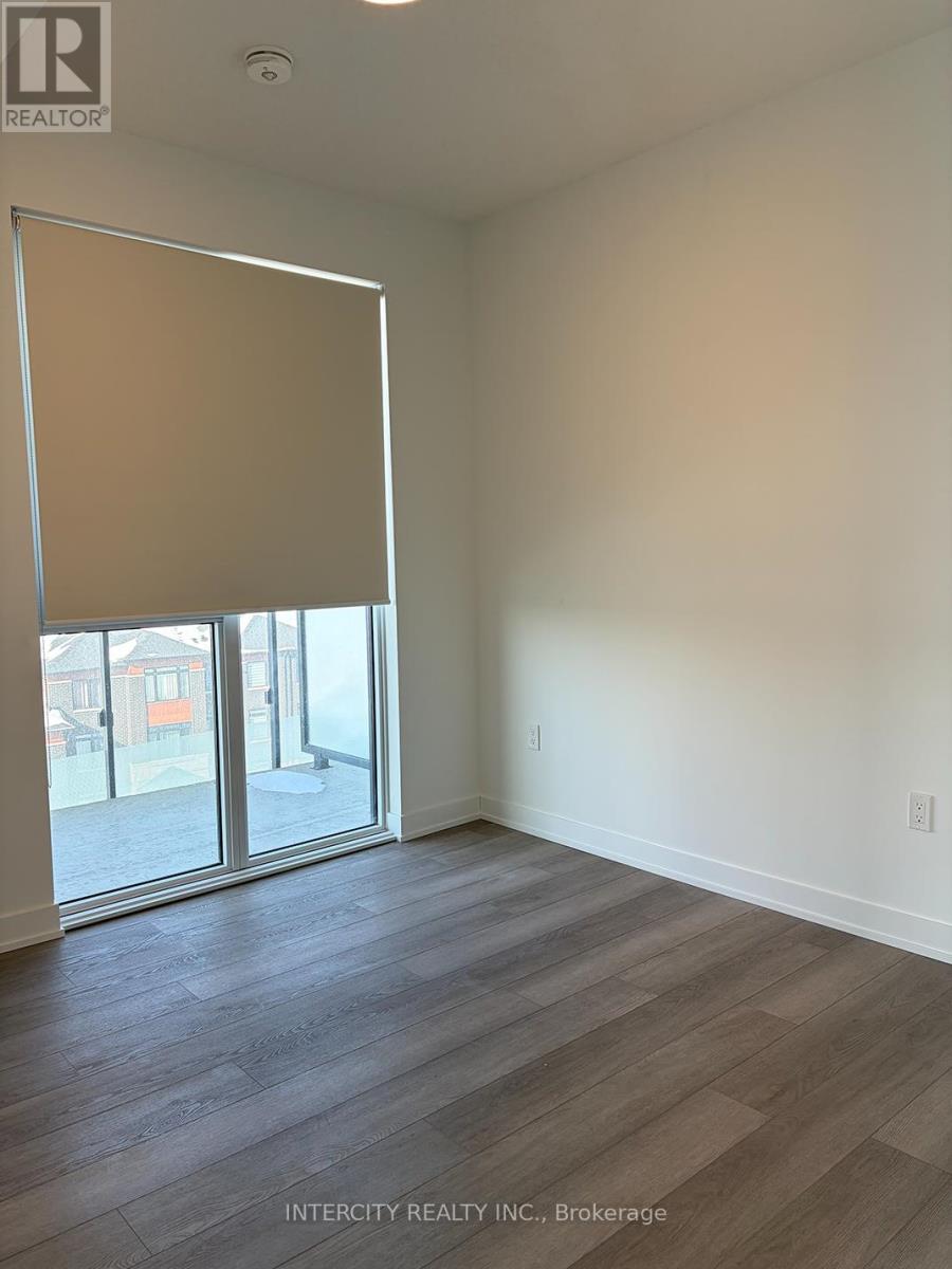 416 - 15 Skyridge Drive S, Brampton, Ontario  L6P 4S3 - Photo 7 - W12726950