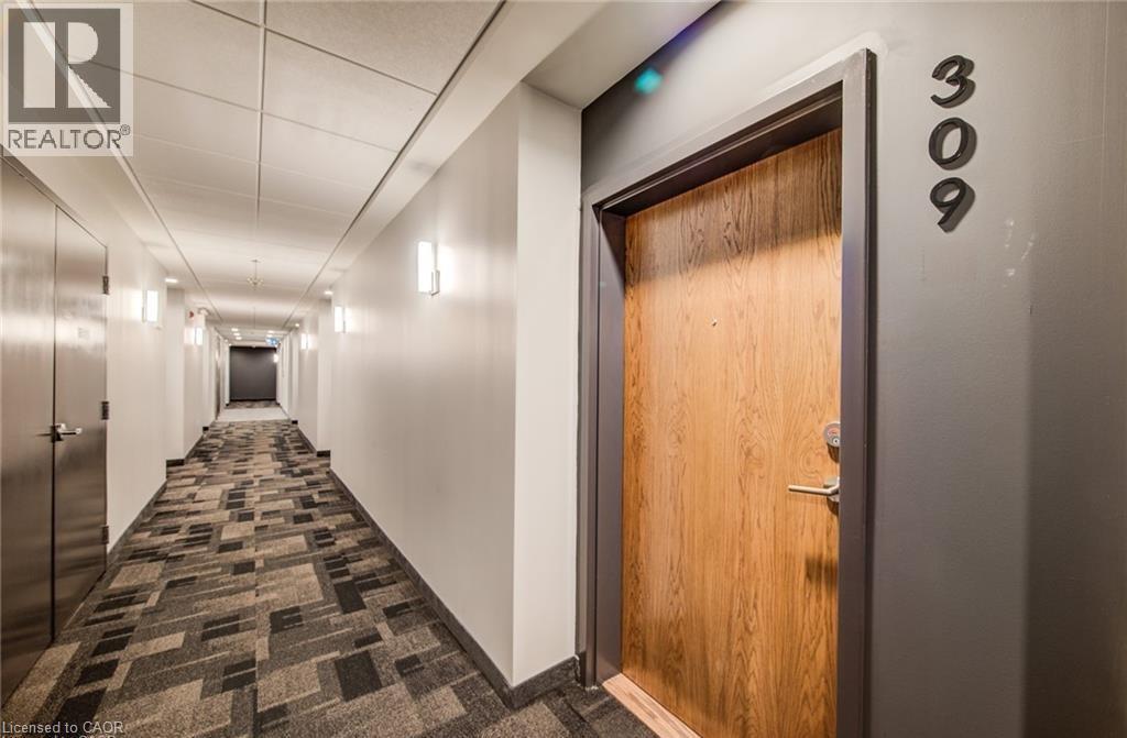 247 Northfield Drive Unit# 309, Waterloo, Ontario  N2K 0H1 - Photo 2 - 40799843