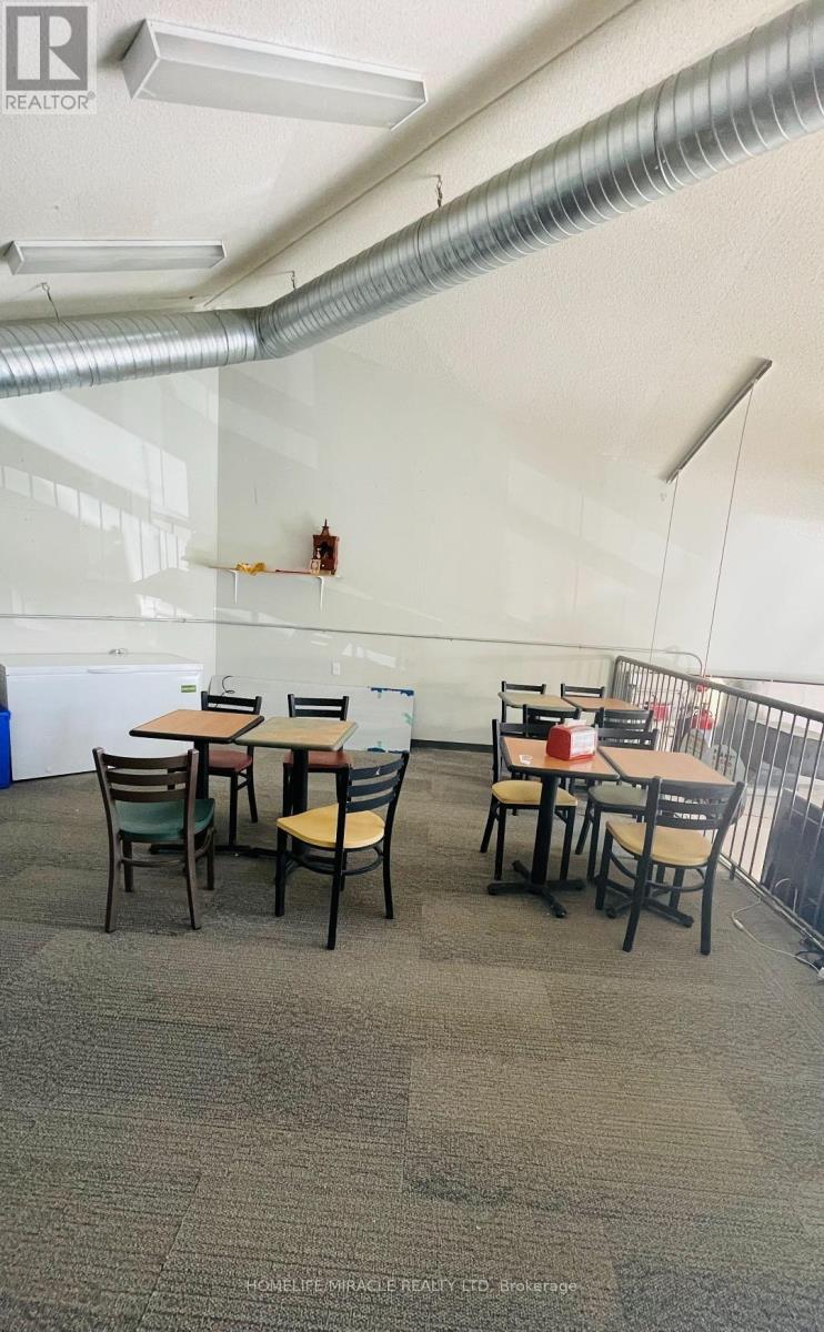 3 - 230-232 Kent Street W, Kawartha Lakes, Ontario  K9V 6A4 - Photo 6 - X12726904