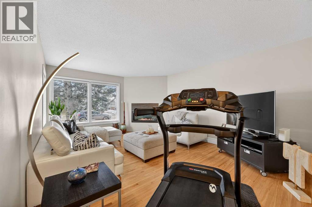 920 42 Street Sw, Calgary, Alberta  T3C 1Y8 - Photo 6 - A2276490