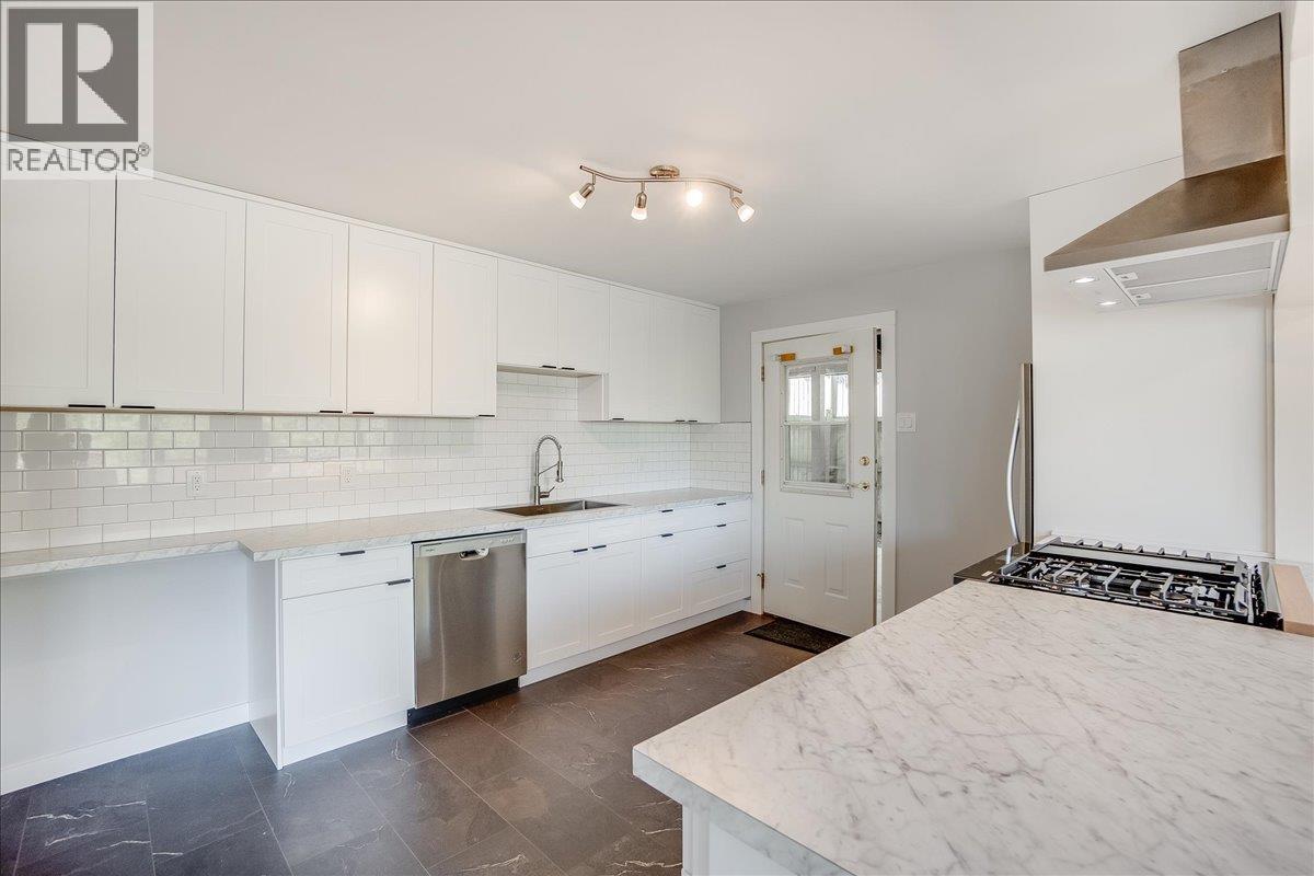 604 Wasson Street, Nelson, British Columbia  V1L 3G7 - Photo 7 - 10372622