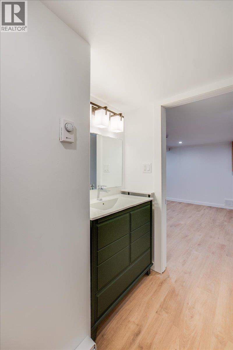 604 Wasson Street, Nelson, British Columbia  V1L 3G7 - Photo 49 - 10372622