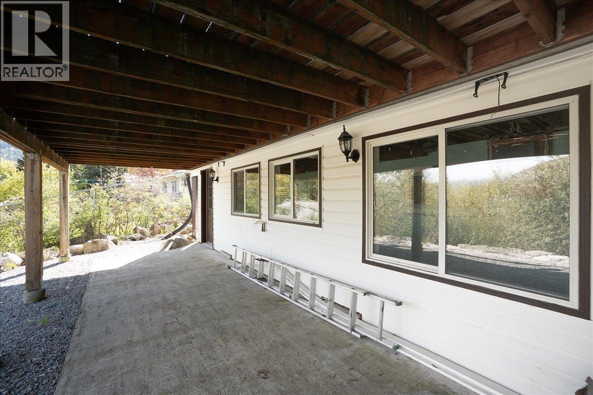 604 Wasson Street, Nelson, British Columbia  V1L 3G7 - Photo 59 - 10372622