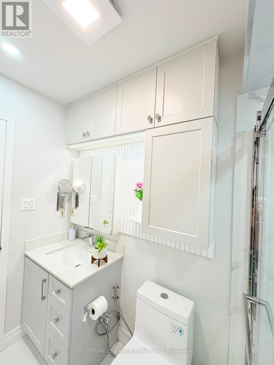 66 Millstone Drive, Brampton, Ontario  L6Y 4P8 - Photo 37 - W12726382