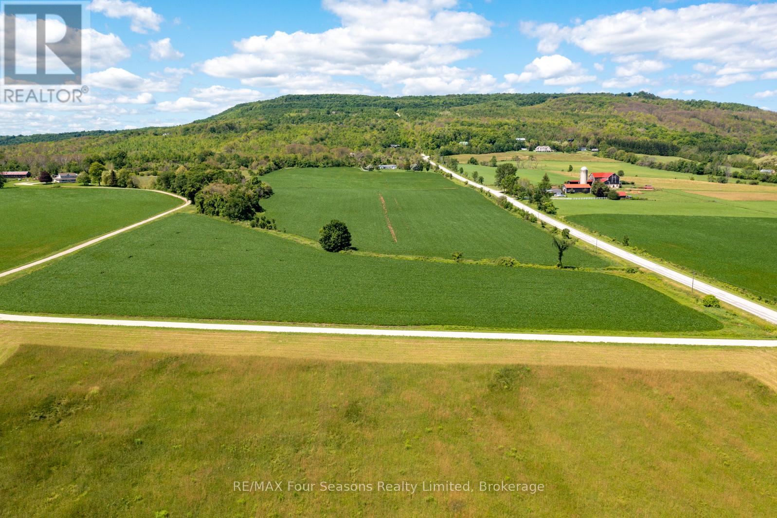 8483 36/37 Nottawasaga Side Road, Clearview, Ontario  L0M 1P0 - Photo 4 - S12726968