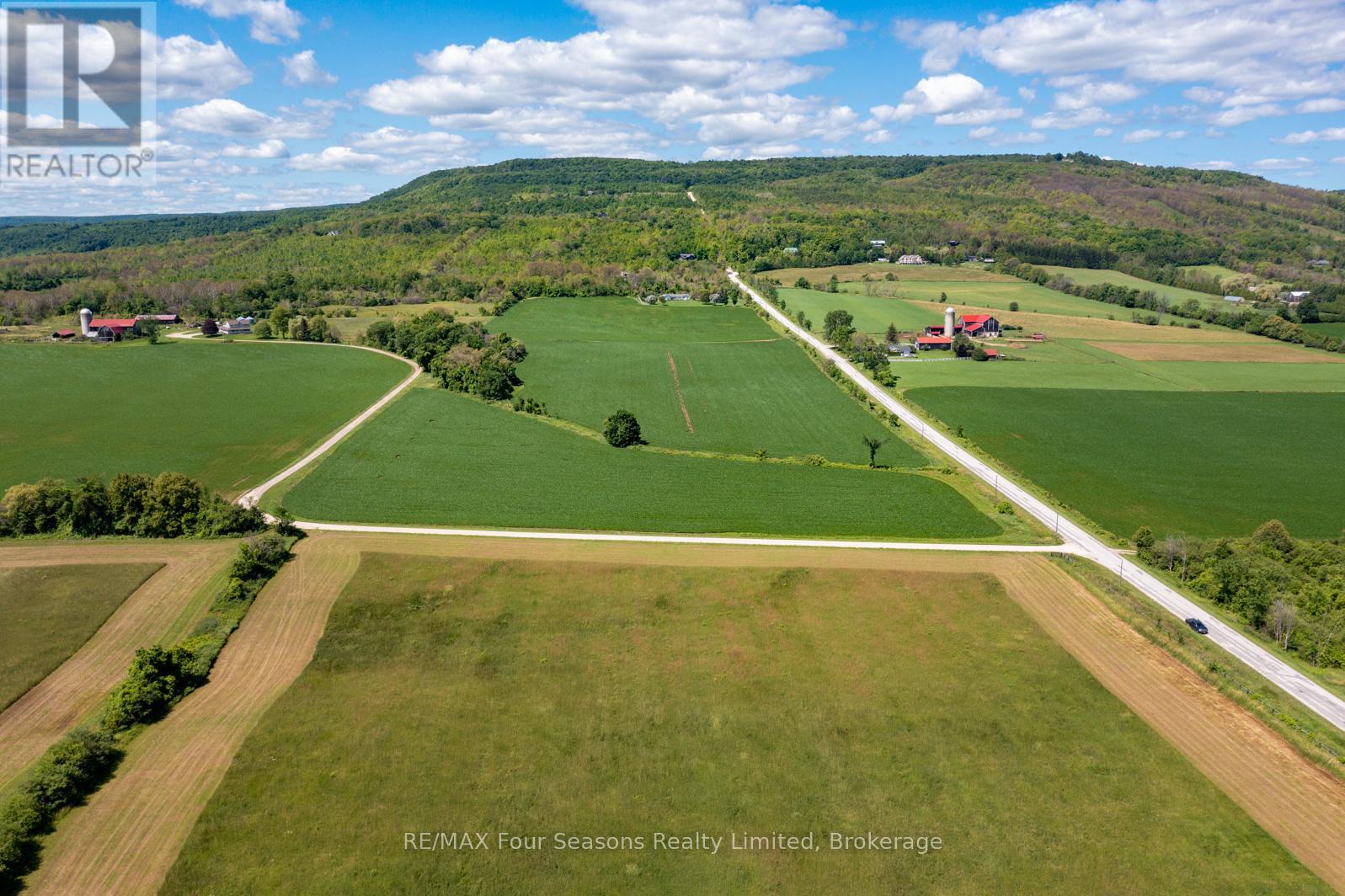 8483 36/37 Nottawasaga Side Road, Clearview, Ontario  L0M 1P0 - Photo 5 - S12726968