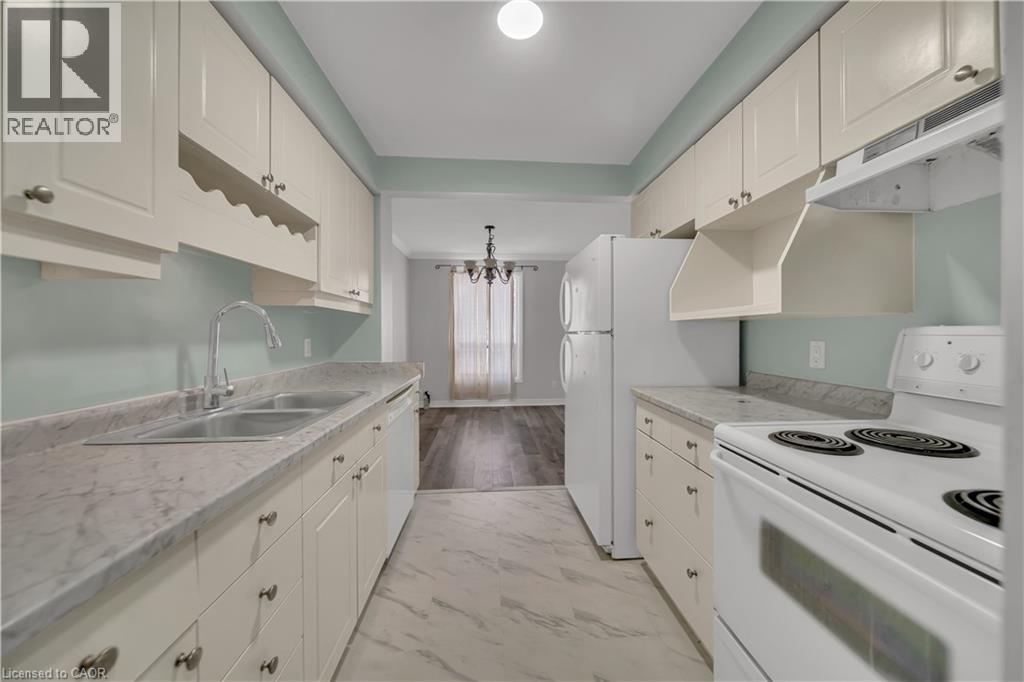 417 Keats Way Unit# 4, Waterloo, Ontario  N2L 5S7 - Photo 11 - 40800722