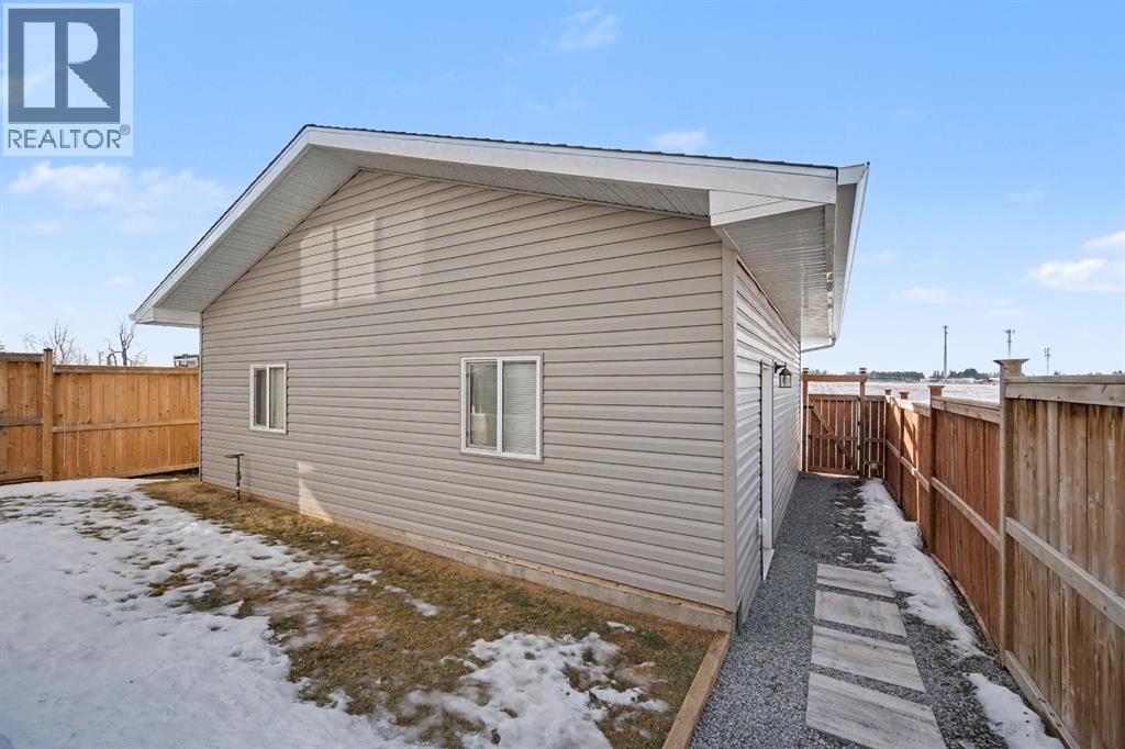49 Aztec Crescent, Blackfalds, Alberta  T4M 0M2 - Photo 27 - A2279039