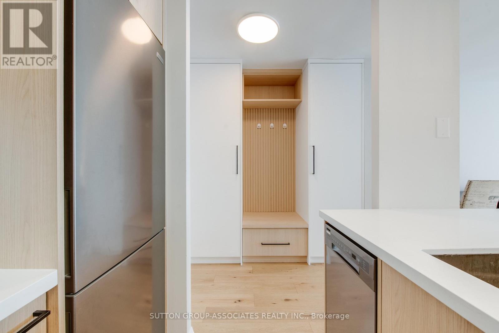 827 - 95 Prince Arthur Avenue, Toronto, Ontario  M5R 3P6 - Photo 9 - C12726970