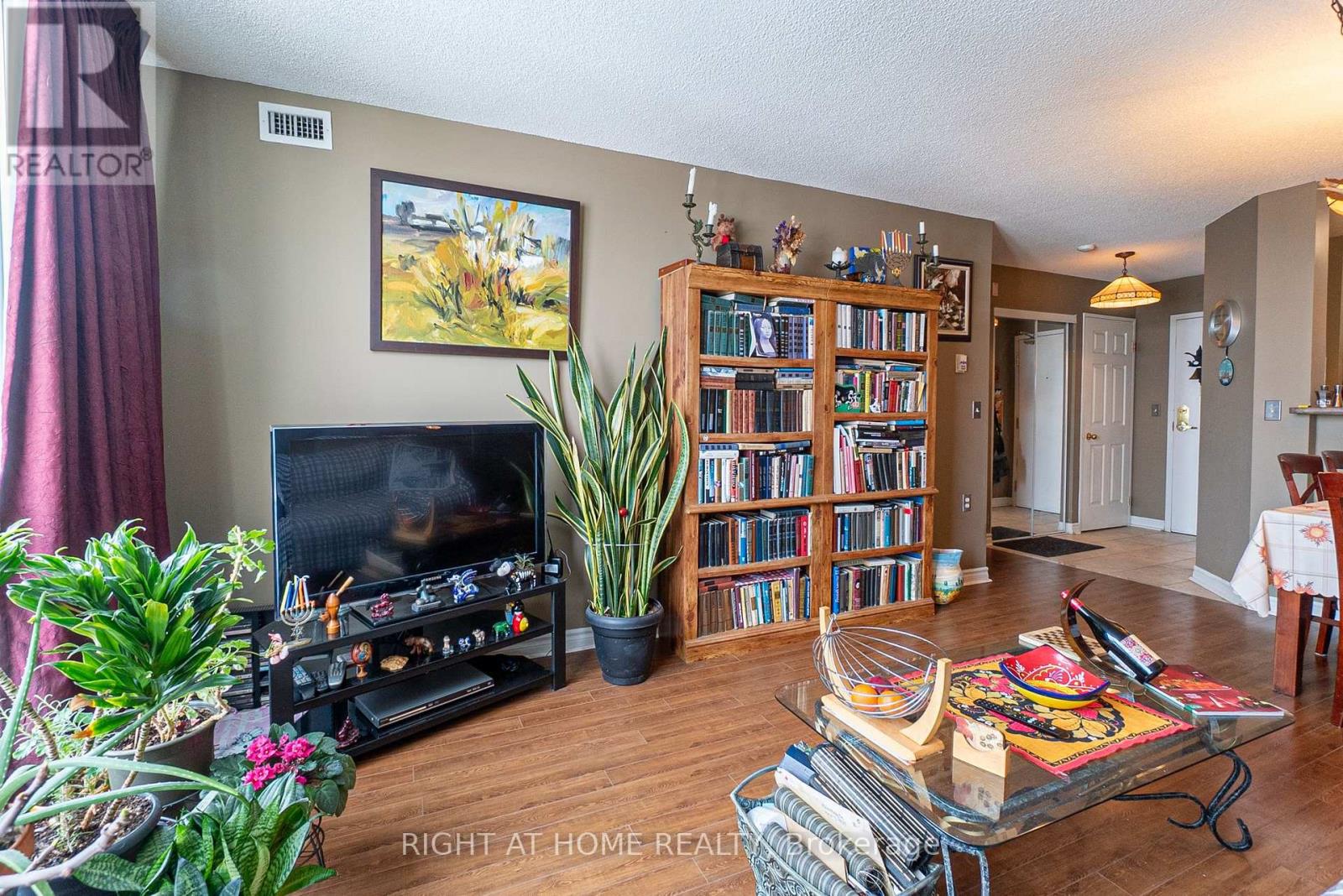 514 - 906 Sheppard Avenue W, Toronto, Ontario  M3H 2T5 - Photo 6 - C12727000