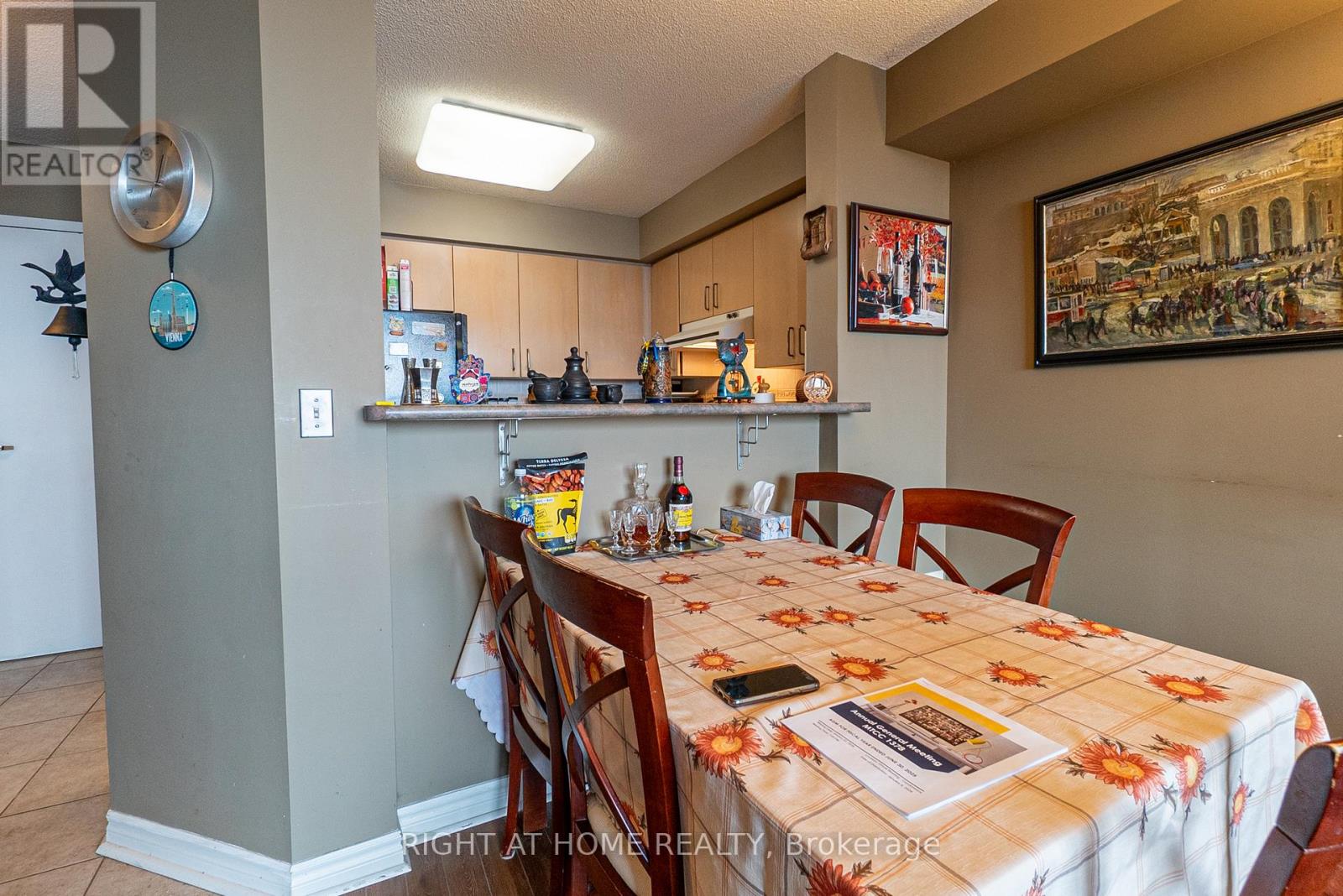 514 - 906 Sheppard Avenue W, Toronto, Ontario  M3H 2T5 - Photo 7 - C12727000