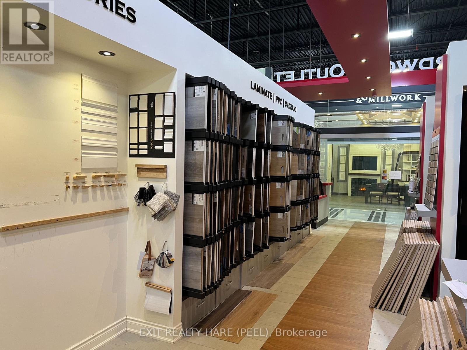 96 - 7250 Keele Street, Vaughan, Ontario  L4K 1Z8 - Photo 2 - N12726978