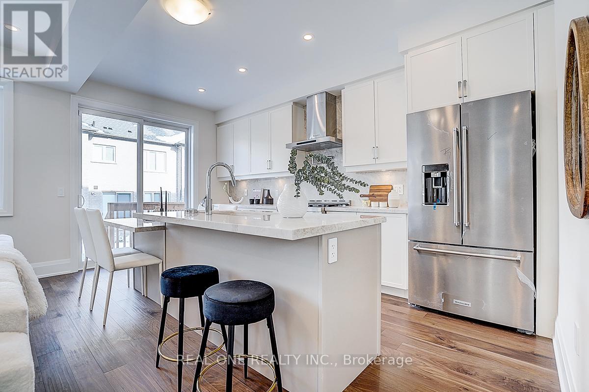 18 Mace Avenue, Richmond Hill, Ontario  L4E 1K8 - Photo 12 - N12726980