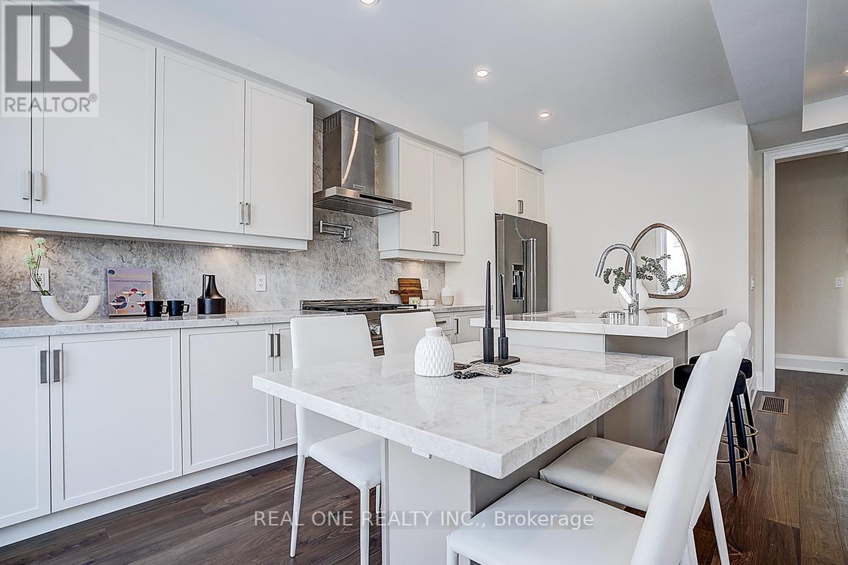 18 Mace Avenue, Richmond Hill, Ontario  L4E 1K8 - Photo 13 - N12726980