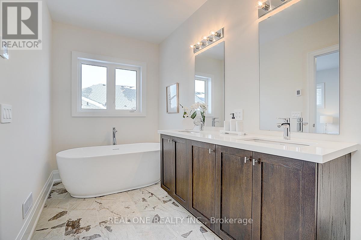 18 Mace Avenue, Richmond Hill, Ontario  L4E 1K8 - Photo 27 - N12726980