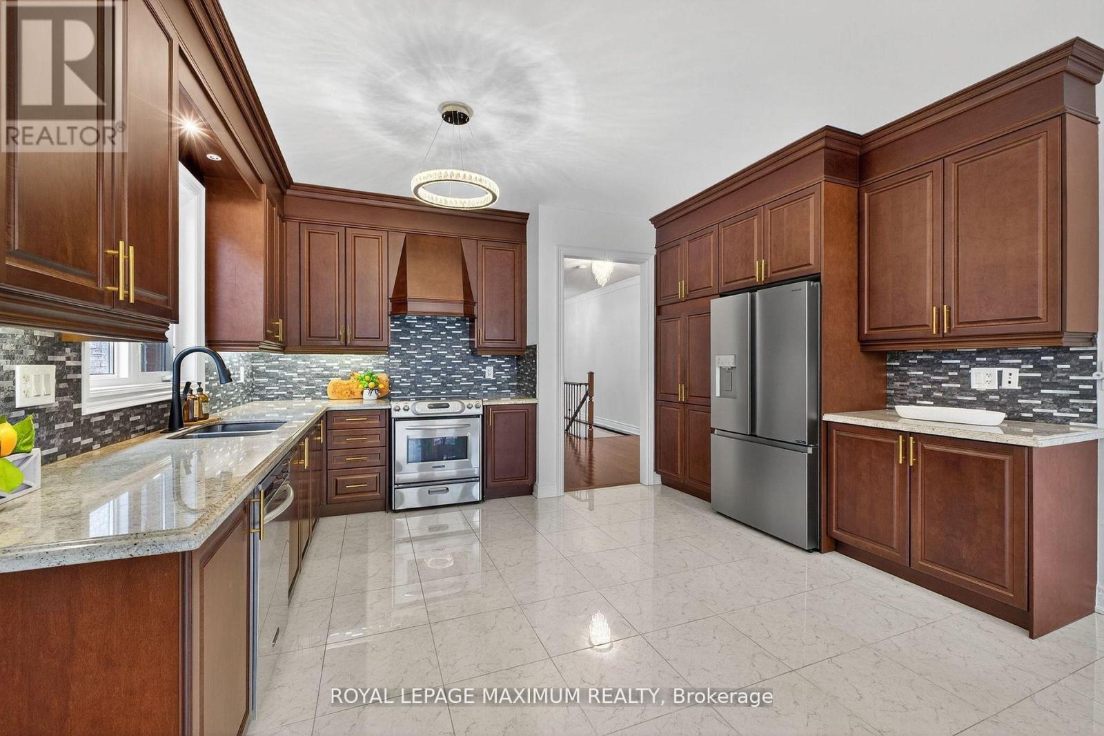 27 Acqua Drive, Vaughan, Ontario  L4H 3L1 - Photo 13 - N12726992