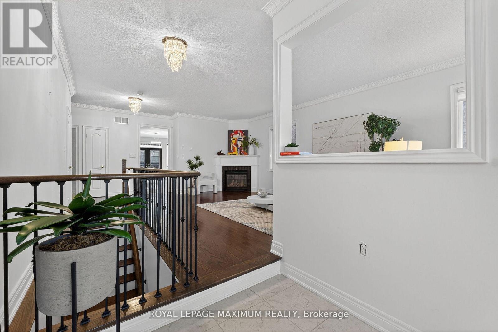 27 Acqua Drive, Vaughan, Ontario  L4H 3L1 - Photo 3 - N12726992