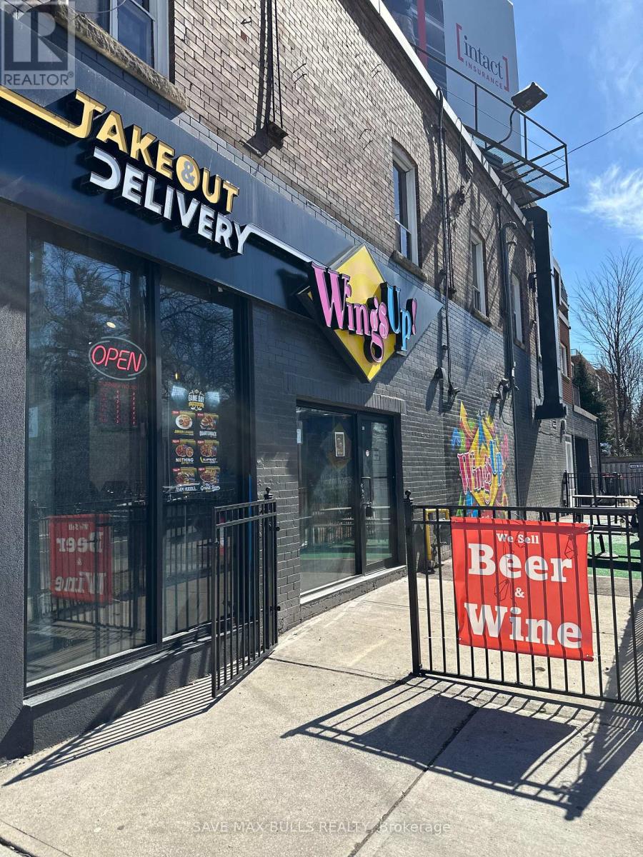 1733 Bloor Street, Toronto, Ontario  M6P 1B2 - Photo 2 - W12726974