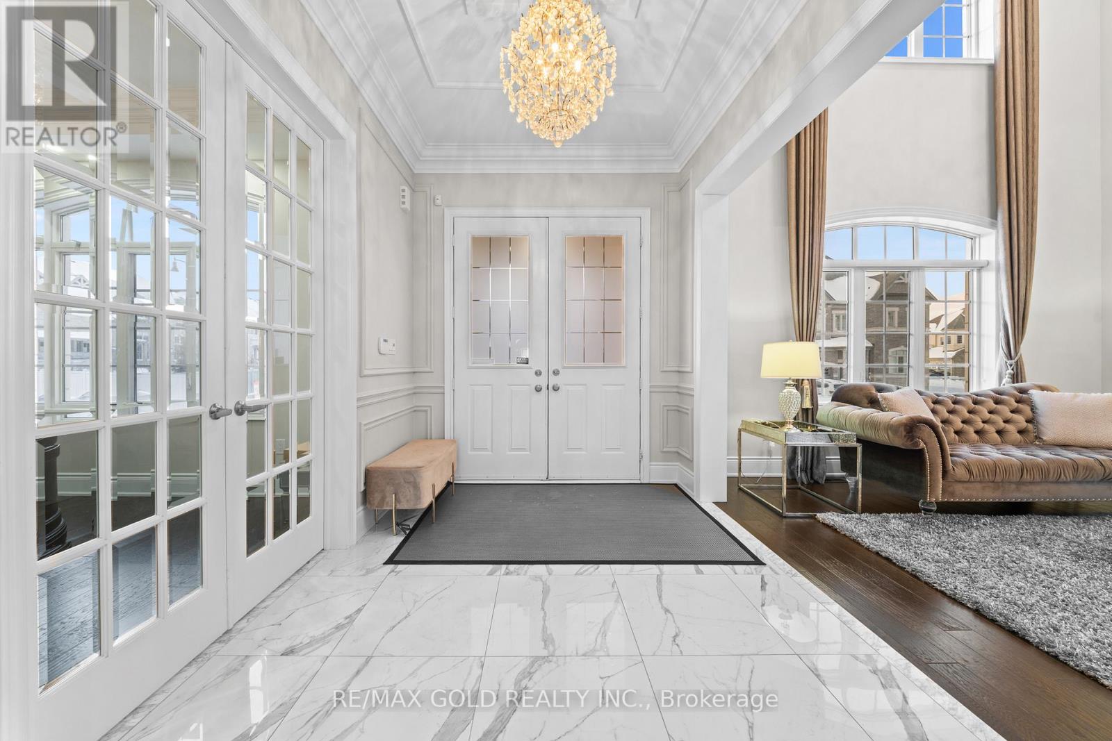 34 Yellowhammer Crescent, Brampton, Ontario  L6P 4J6 - Photo 9 - W12726984