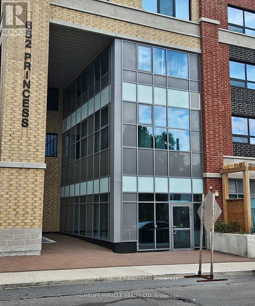 420 - 652 Princess Street, Kingston, Ontario  K7L 3Z9 - Photo 3 - X12726962