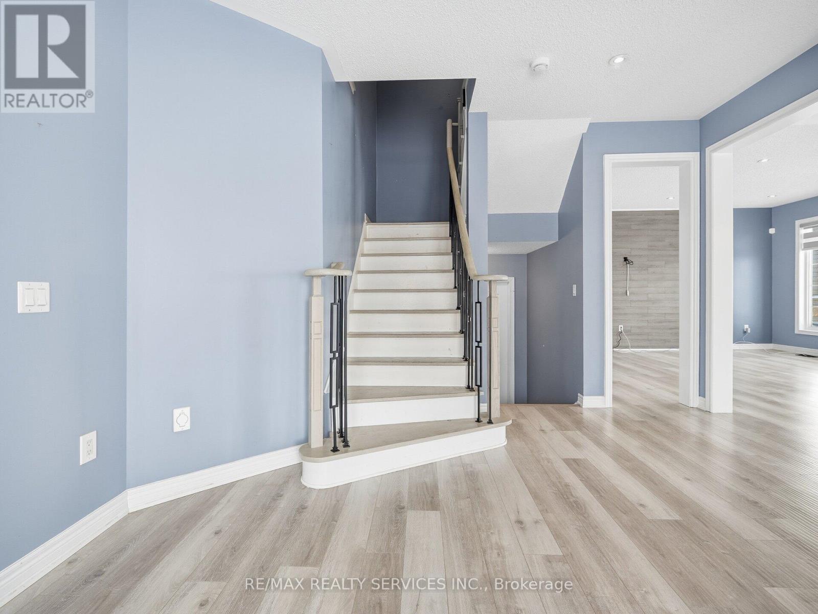 173 Johnson Drive S, Shelburne, Ontario  L9V 3V8 - Photo 21 - X12726994