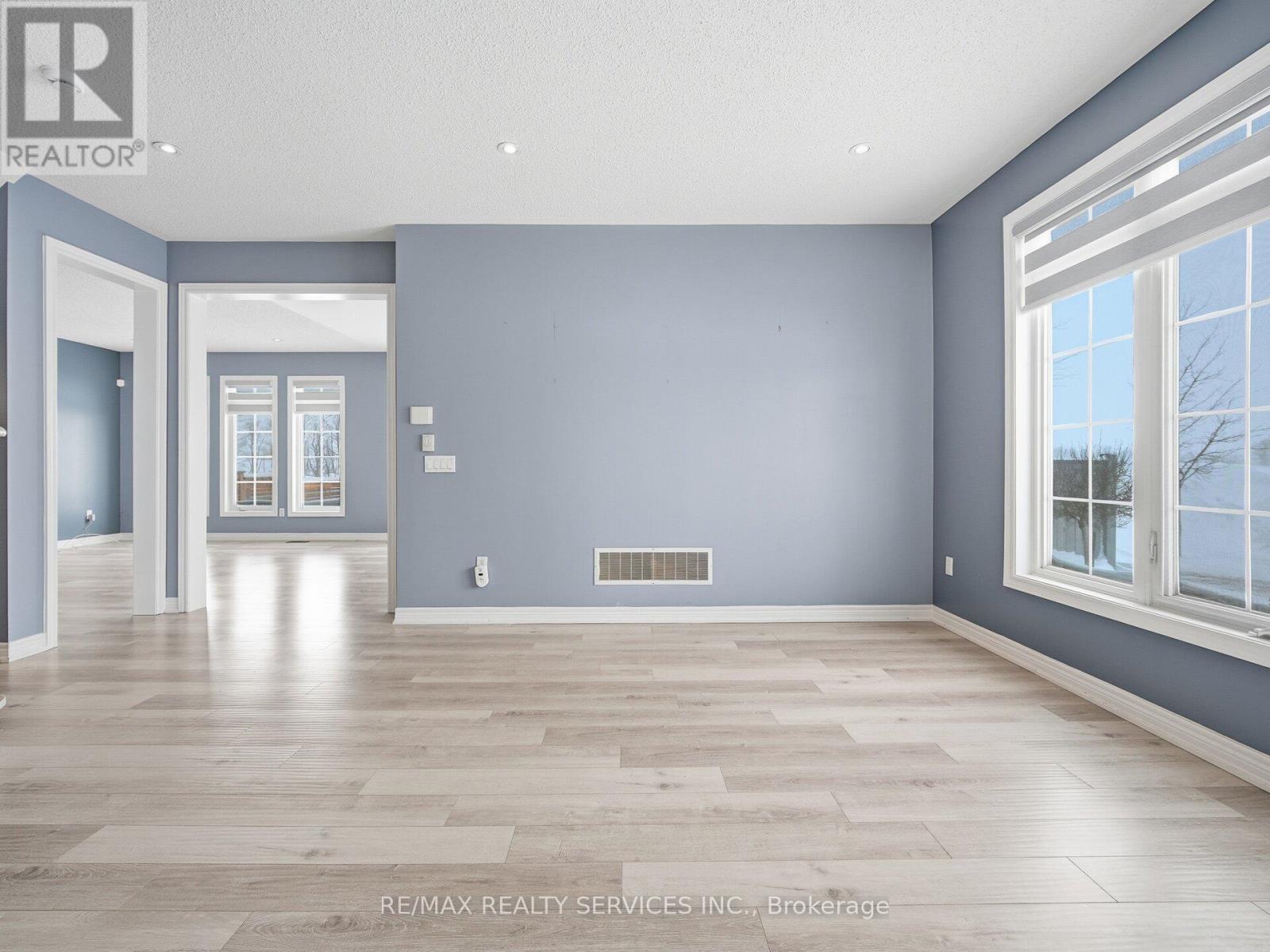 173 Johnson Drive S, Shelburne, Ontario  L9V 3V8 - Photo 9 - X12726994