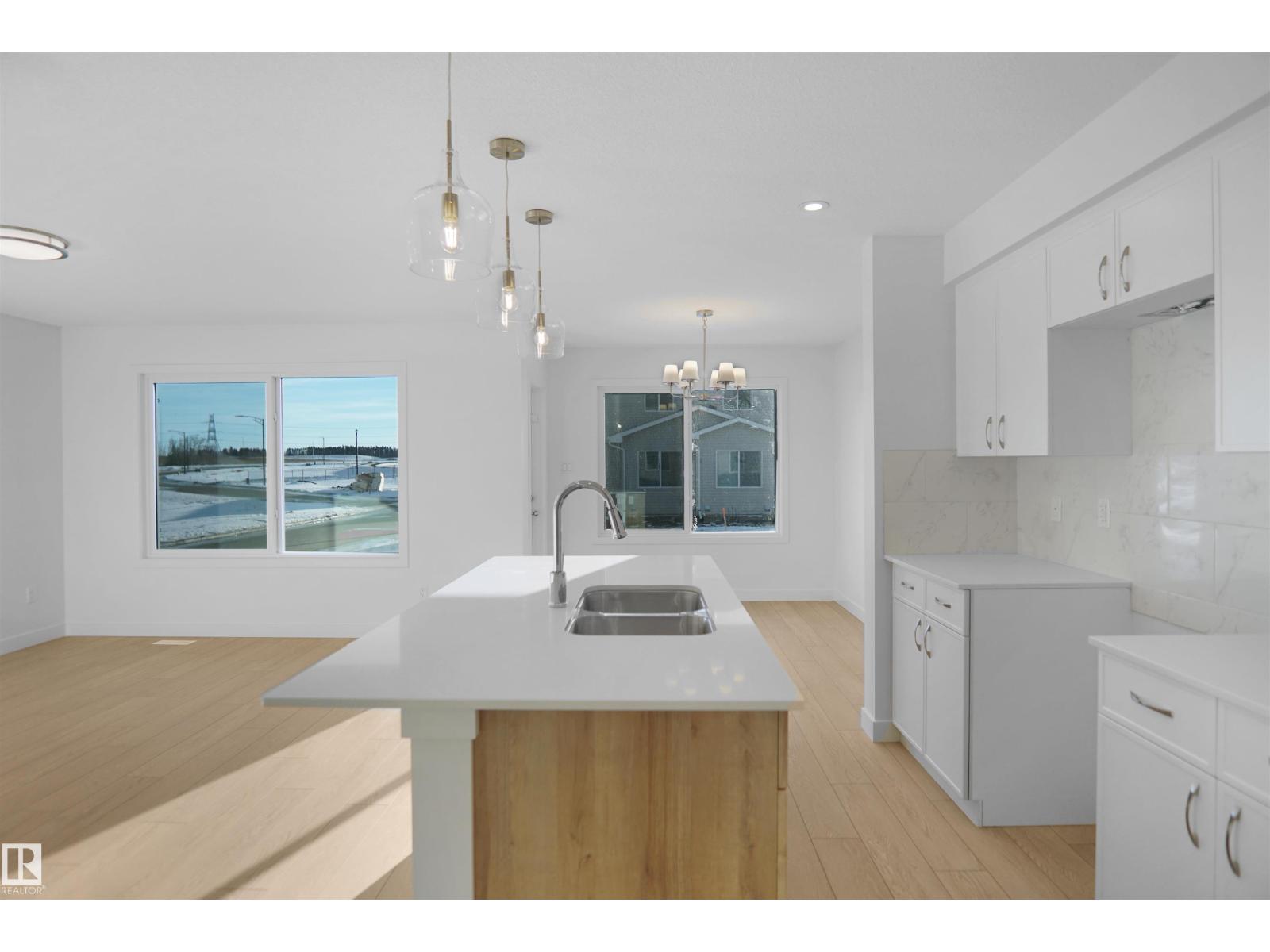 903 19 Av Nw, Edmonton, Alberta  T6T 2V2 - Photo 9 - E4470976