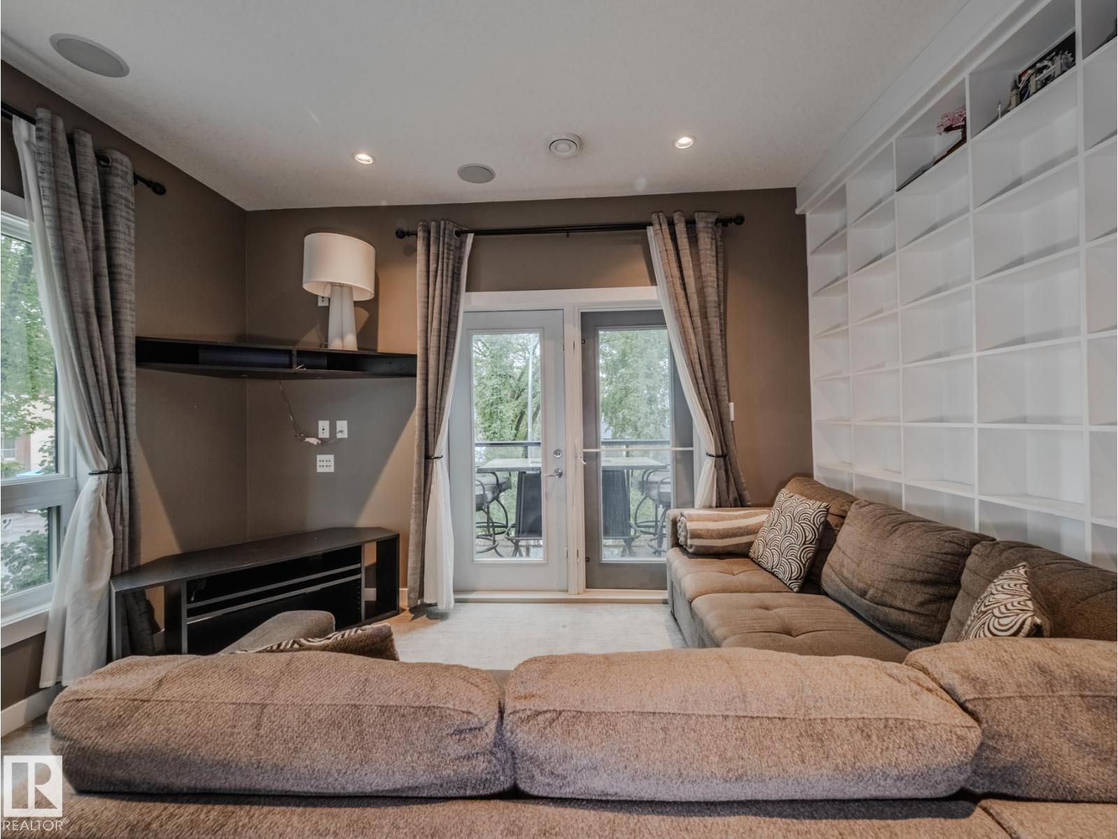 8306 108 St Nw, Edmonton, Alberta  T6E 2J1 - Photo 48 - E4470977