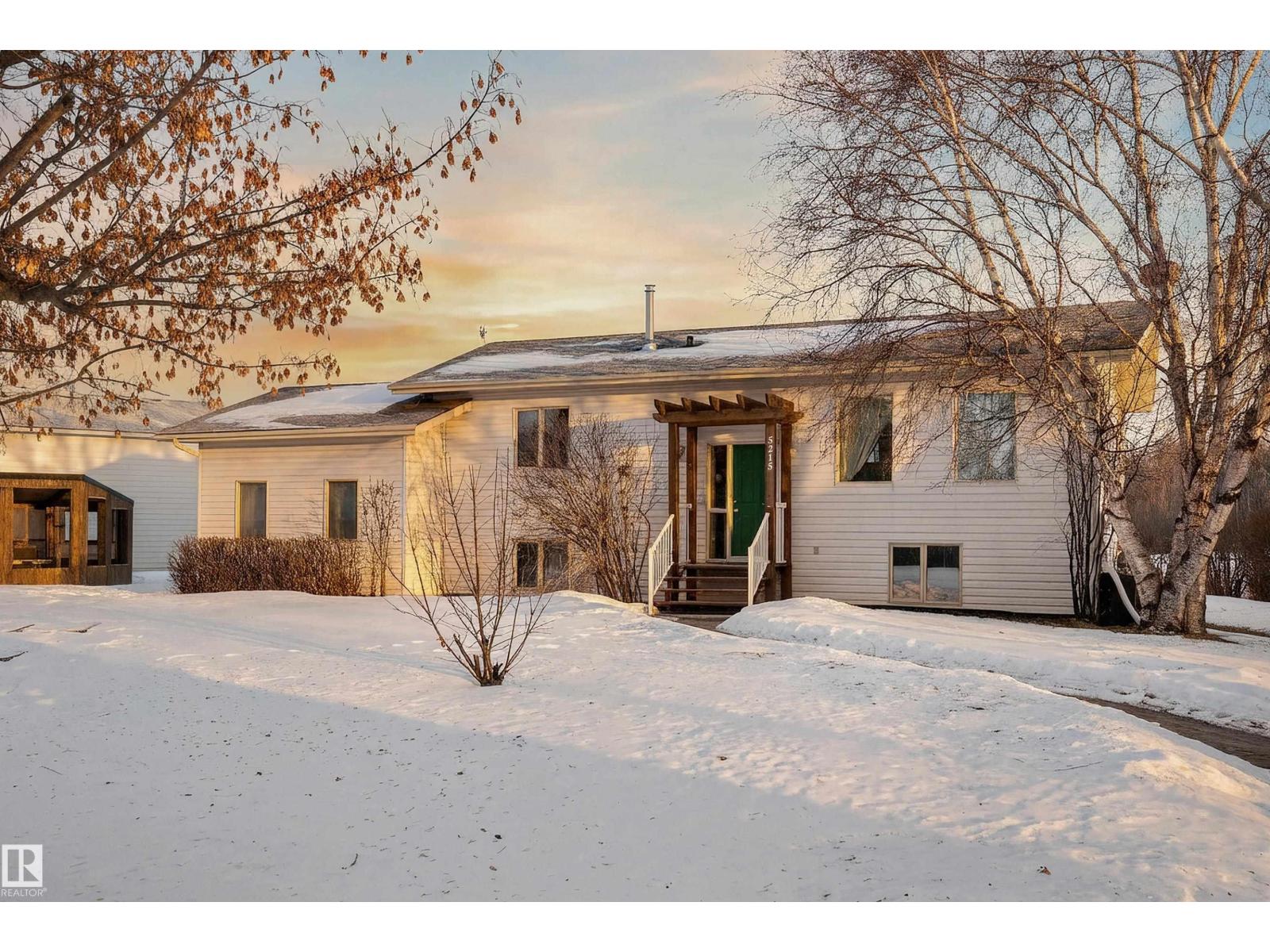 5215 49 AV, Onoway, Alberta