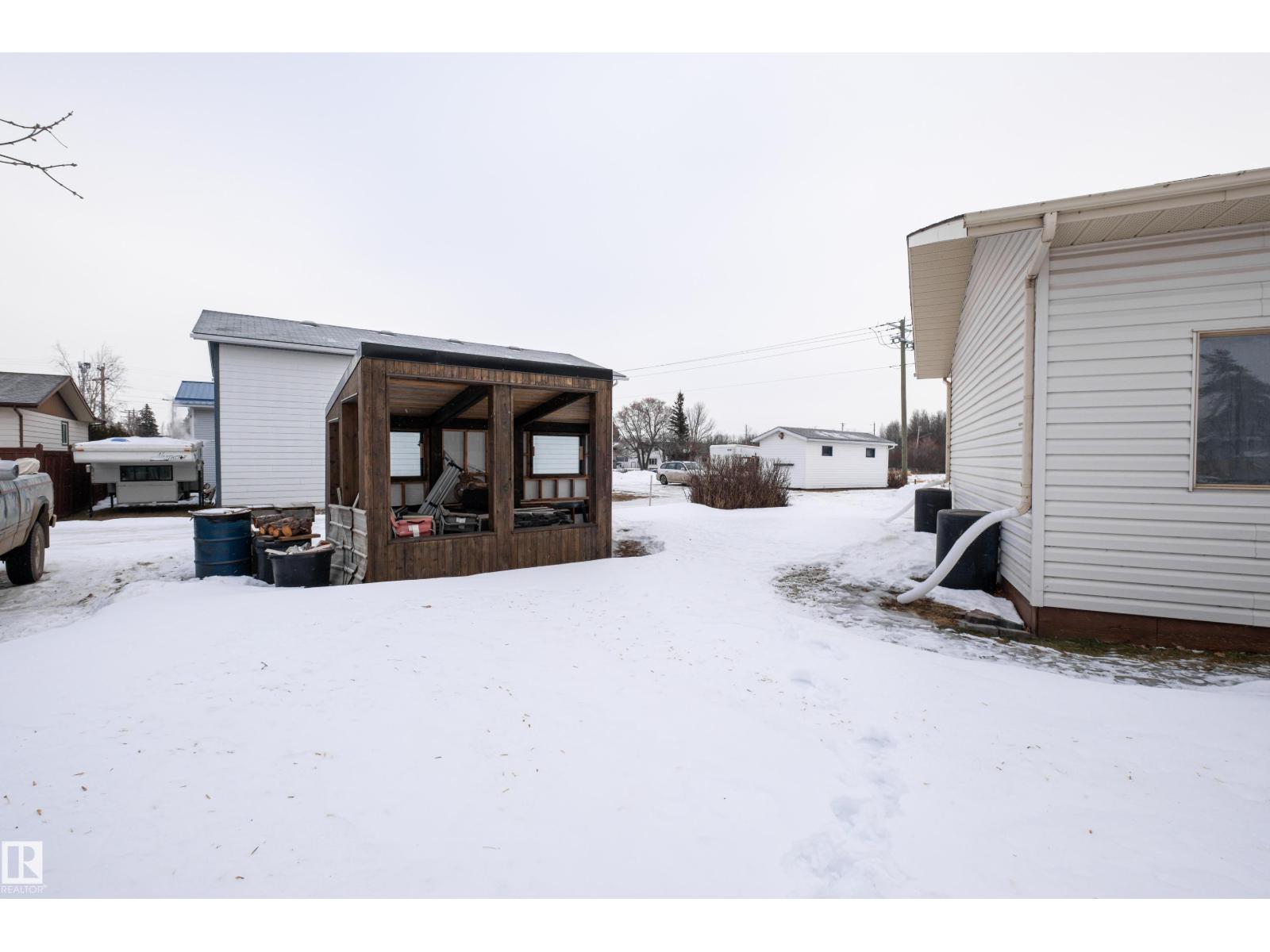 5215 49 Av, Onoway, Alberta  T0E 1V0 - Photo 38 - E4470980
