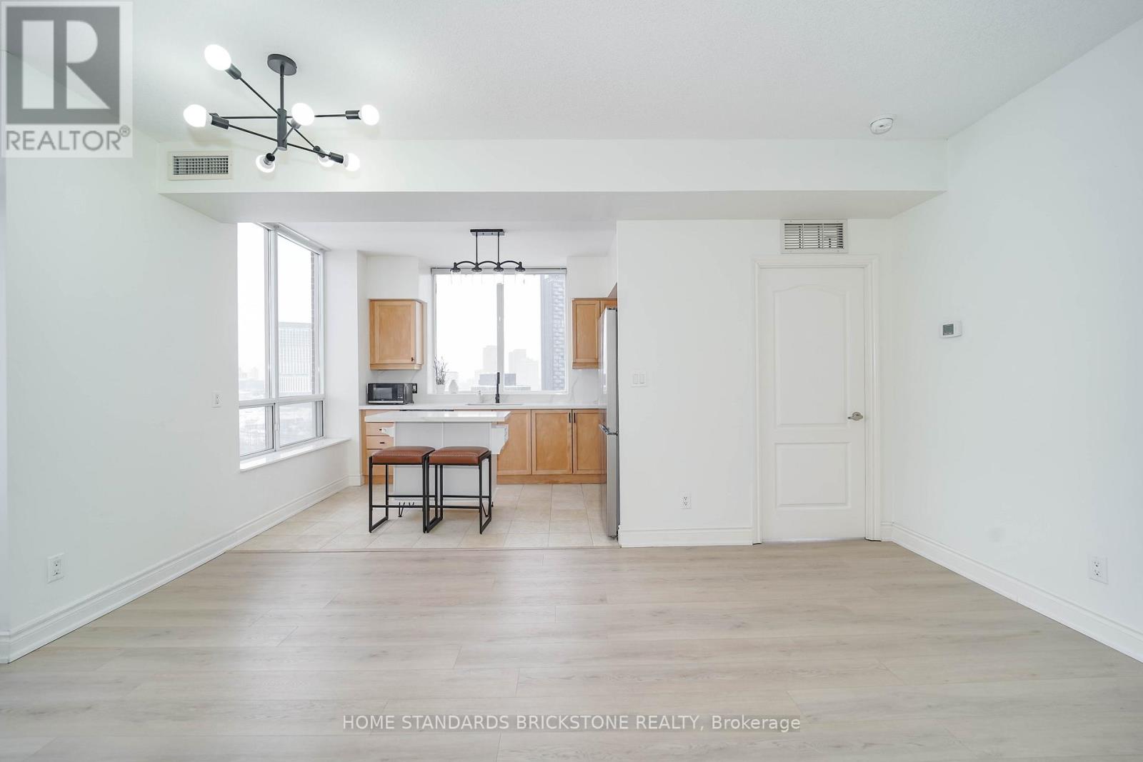 1106 - 1105 Leslie Street, Toronto, Ontario  M3C 4G9 - Photo 9 - C12727044